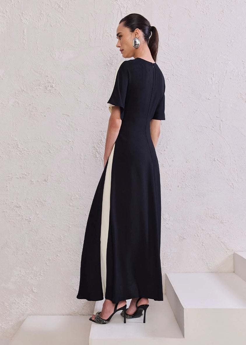 Essence Midi Dress