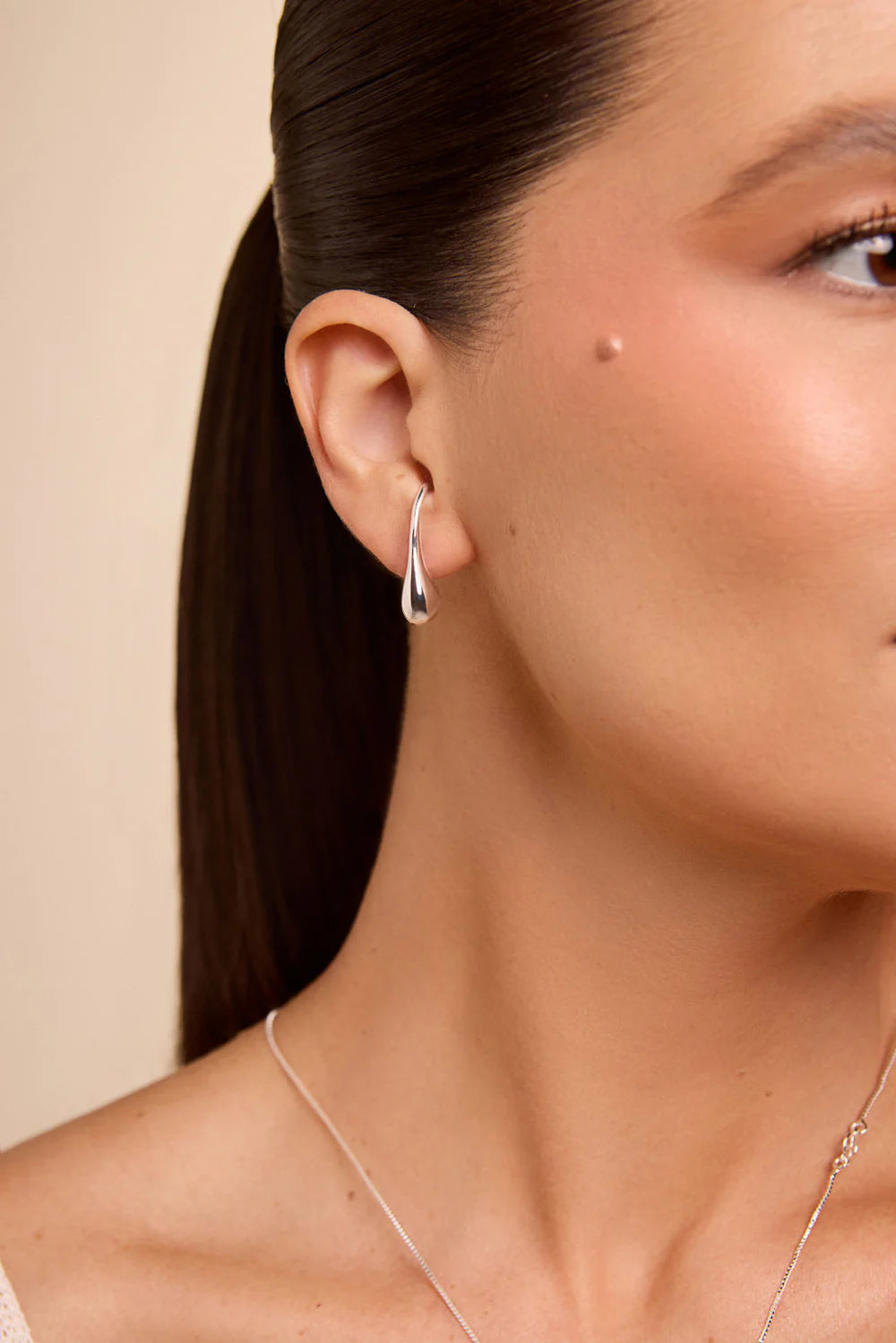Escorrente Earring