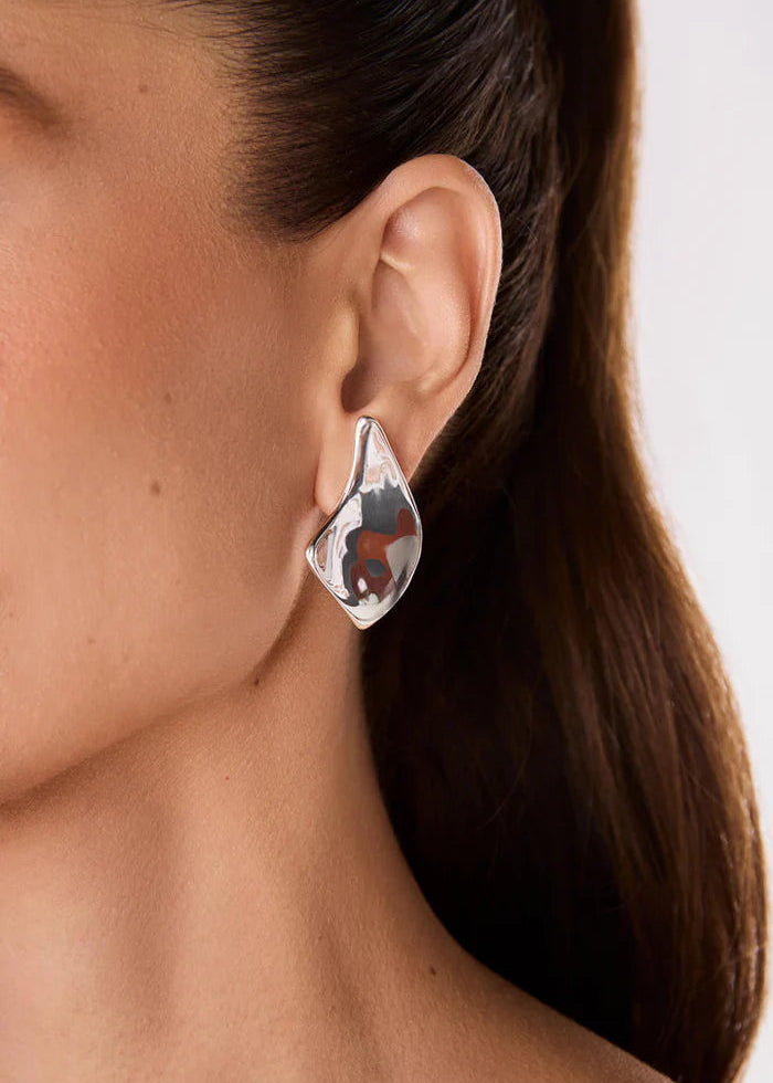 Aura Earring