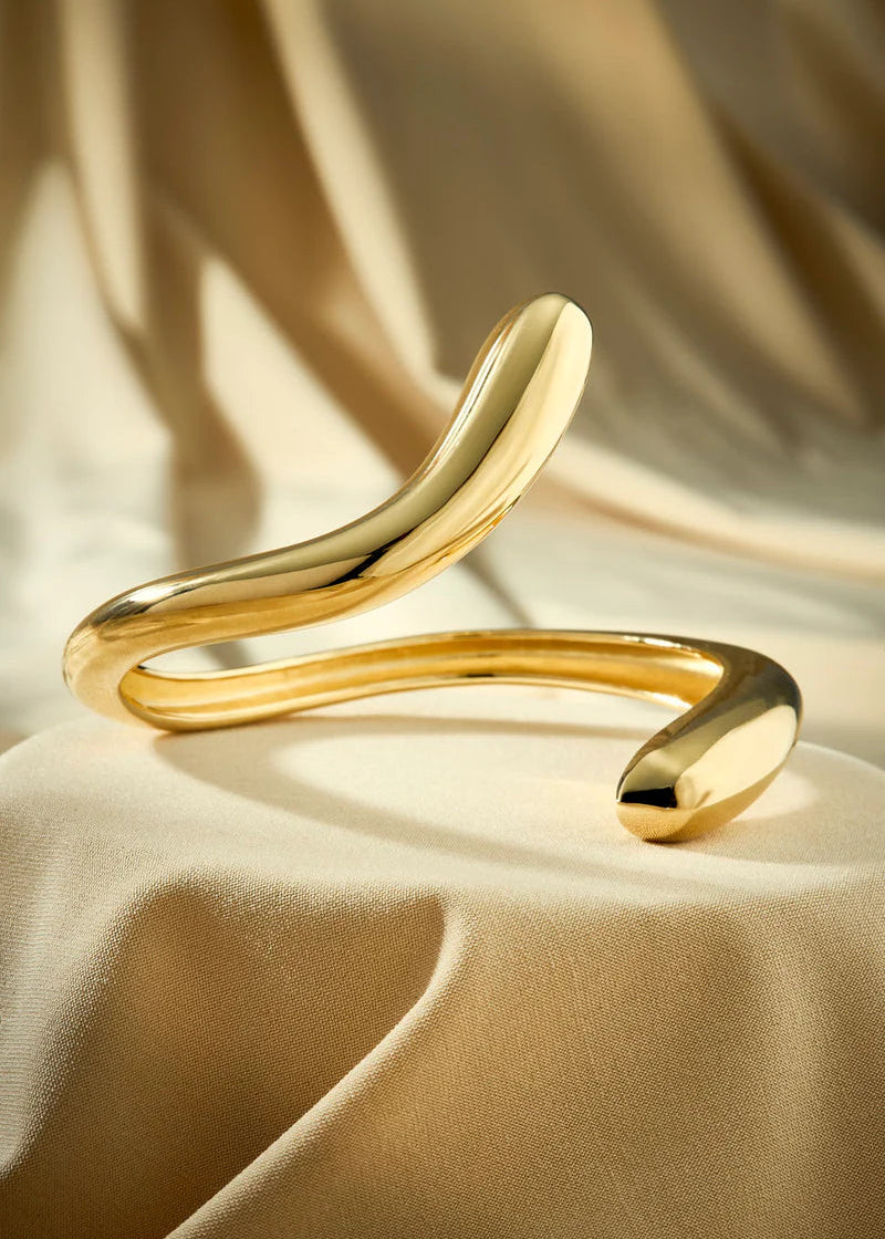 Gold plated opened bracelet
