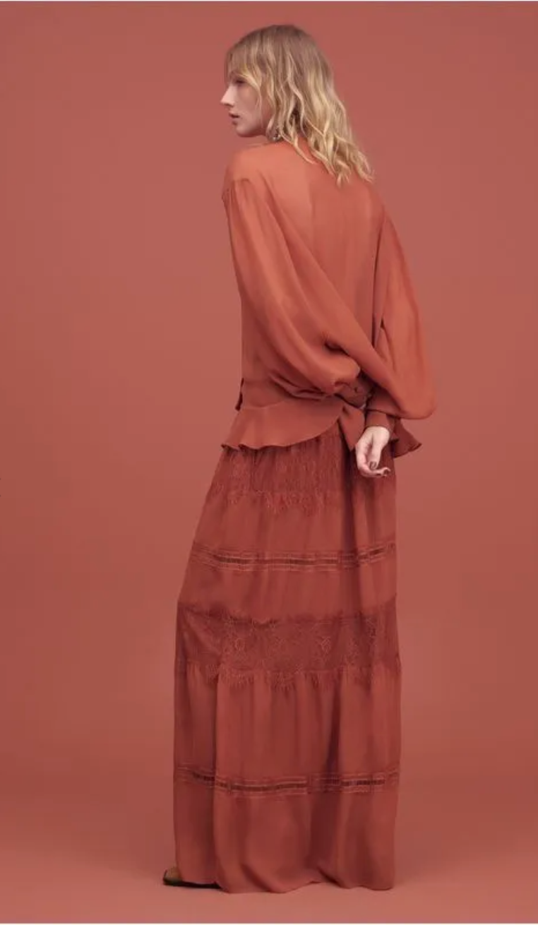 Long Skirt Lace Detail