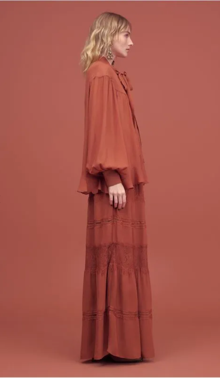 Long Skirt Lace Detail