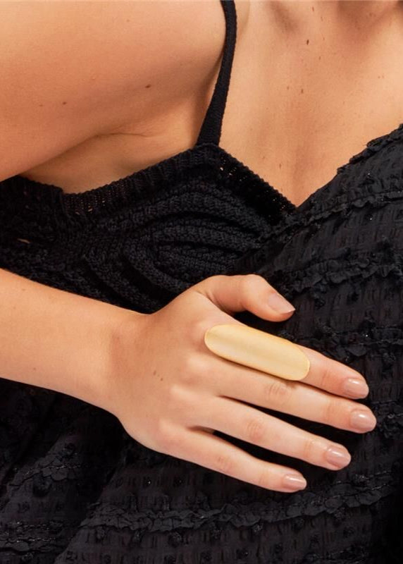 Curved Ring Gold Pleated