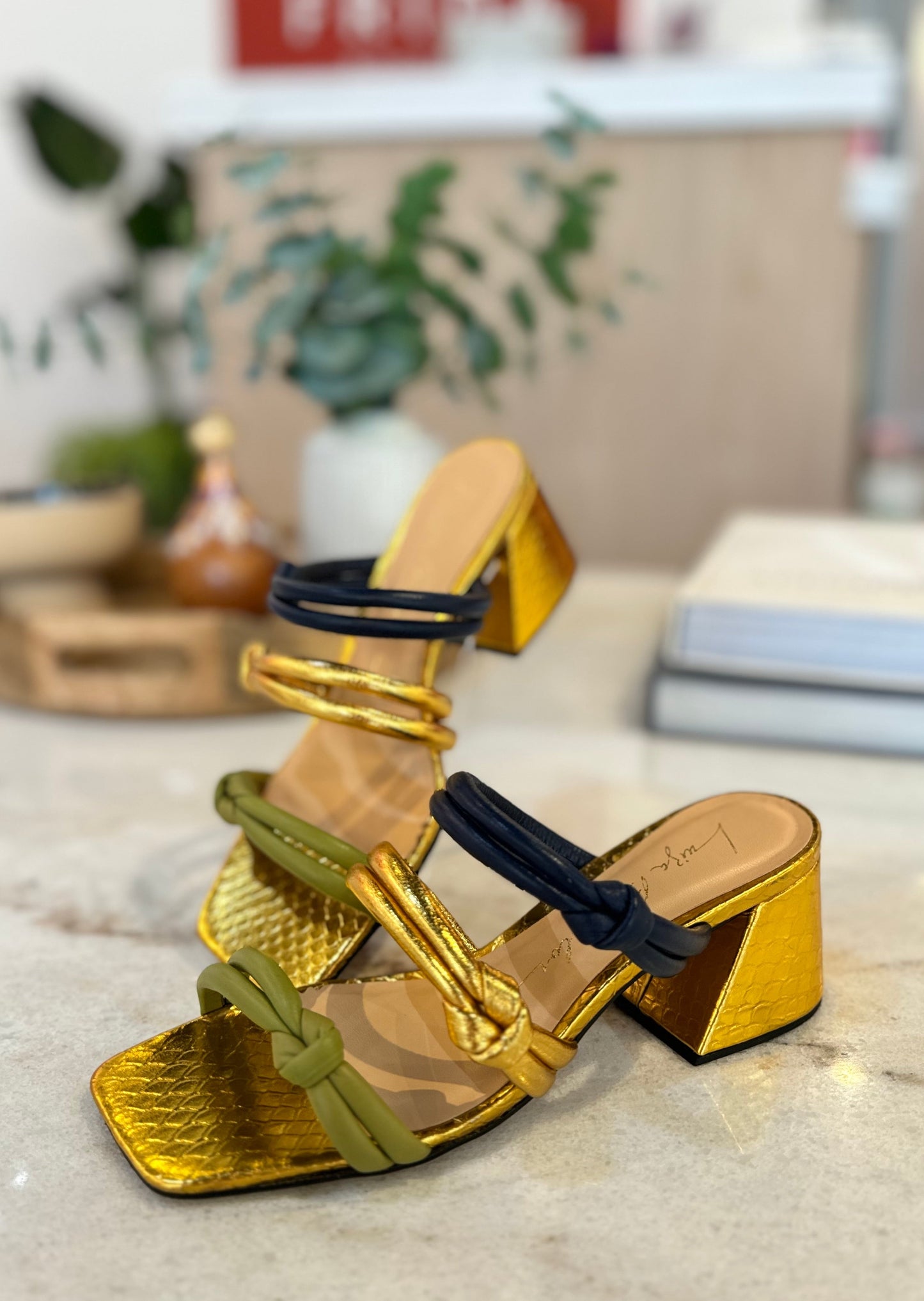 Straps Block Sandals LB