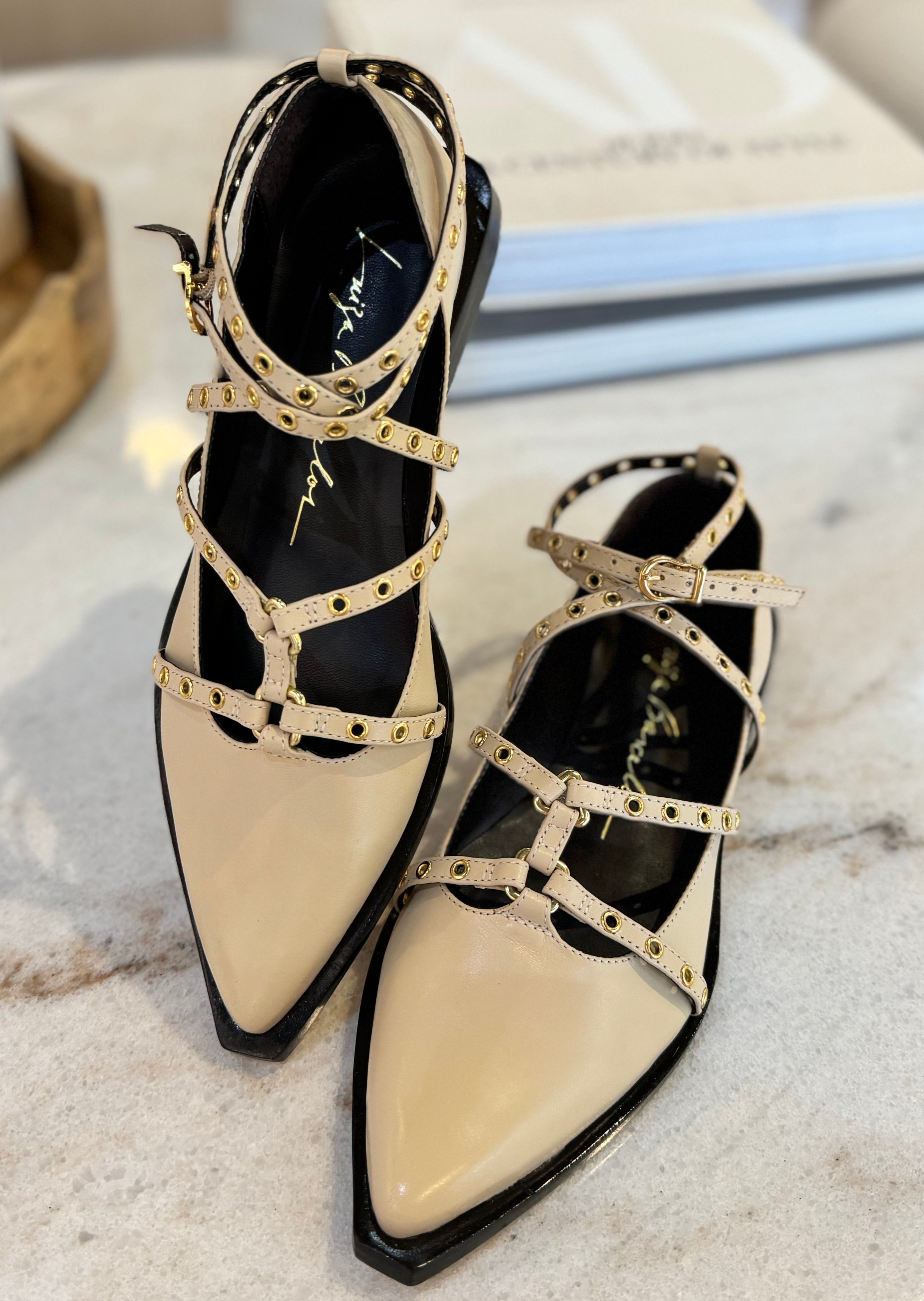 Strap and Eyelets Flats LB