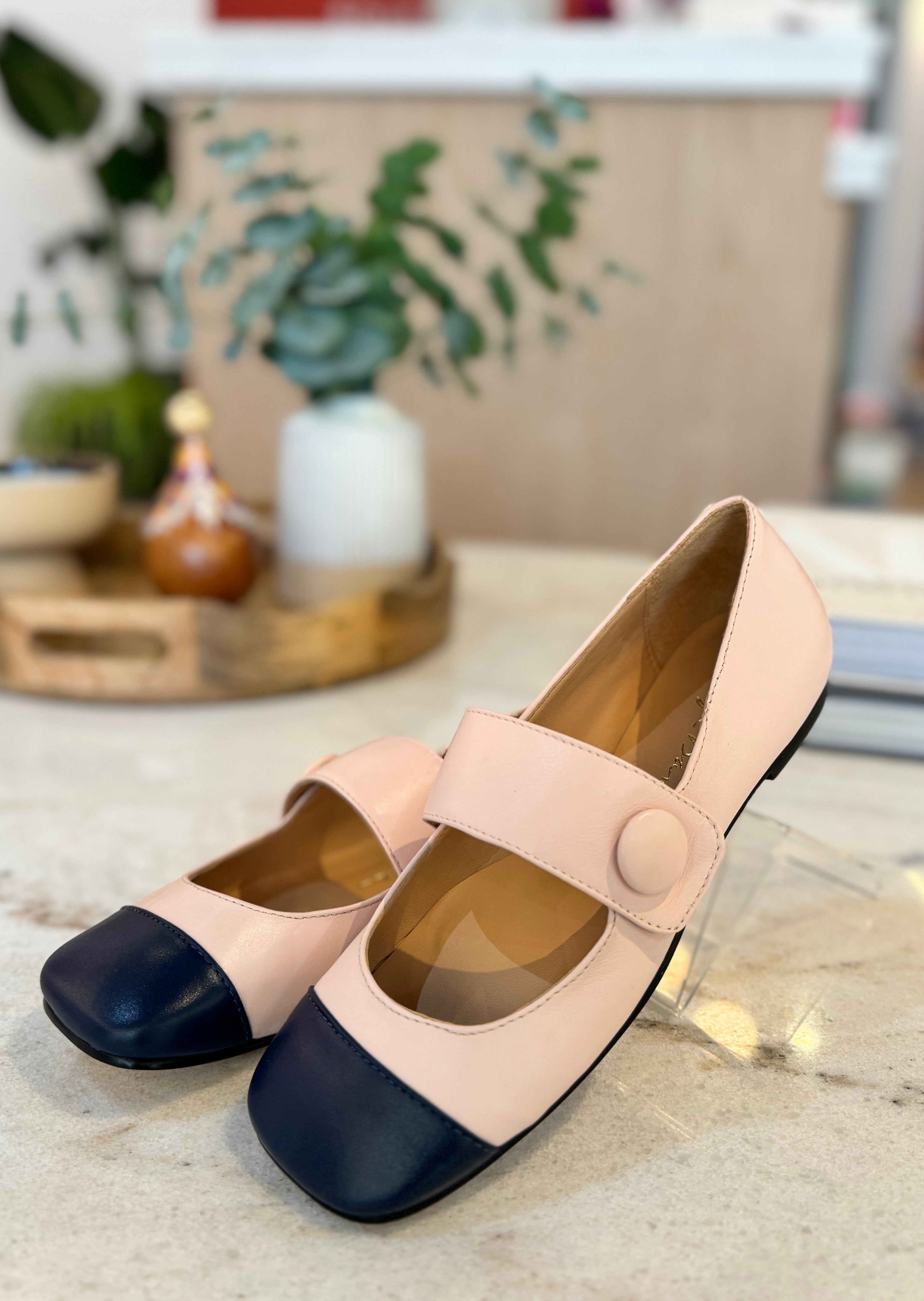 Dual Color Mary Jane Flats LB