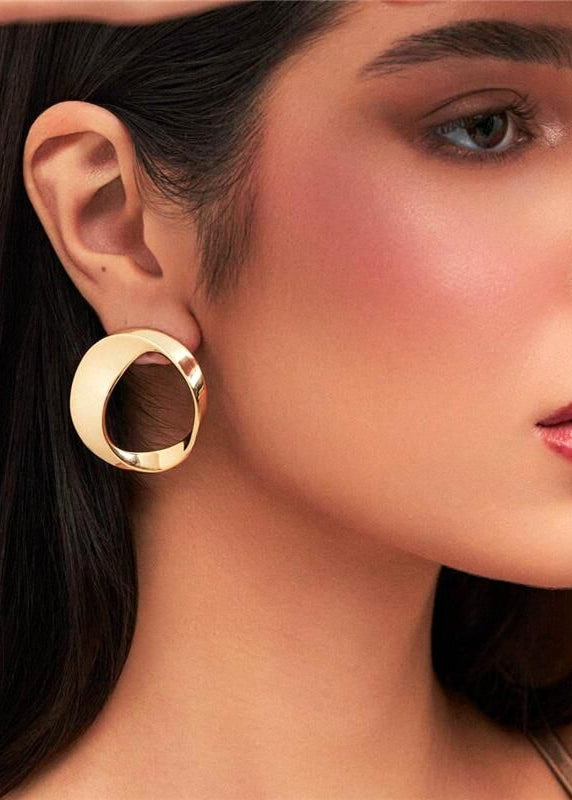 Twisted Style Earring
