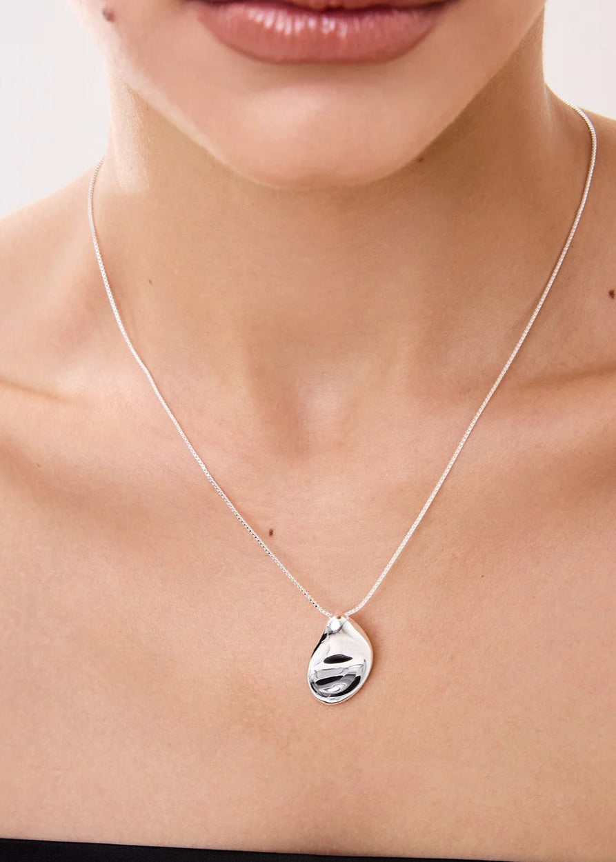 Orla Necklace