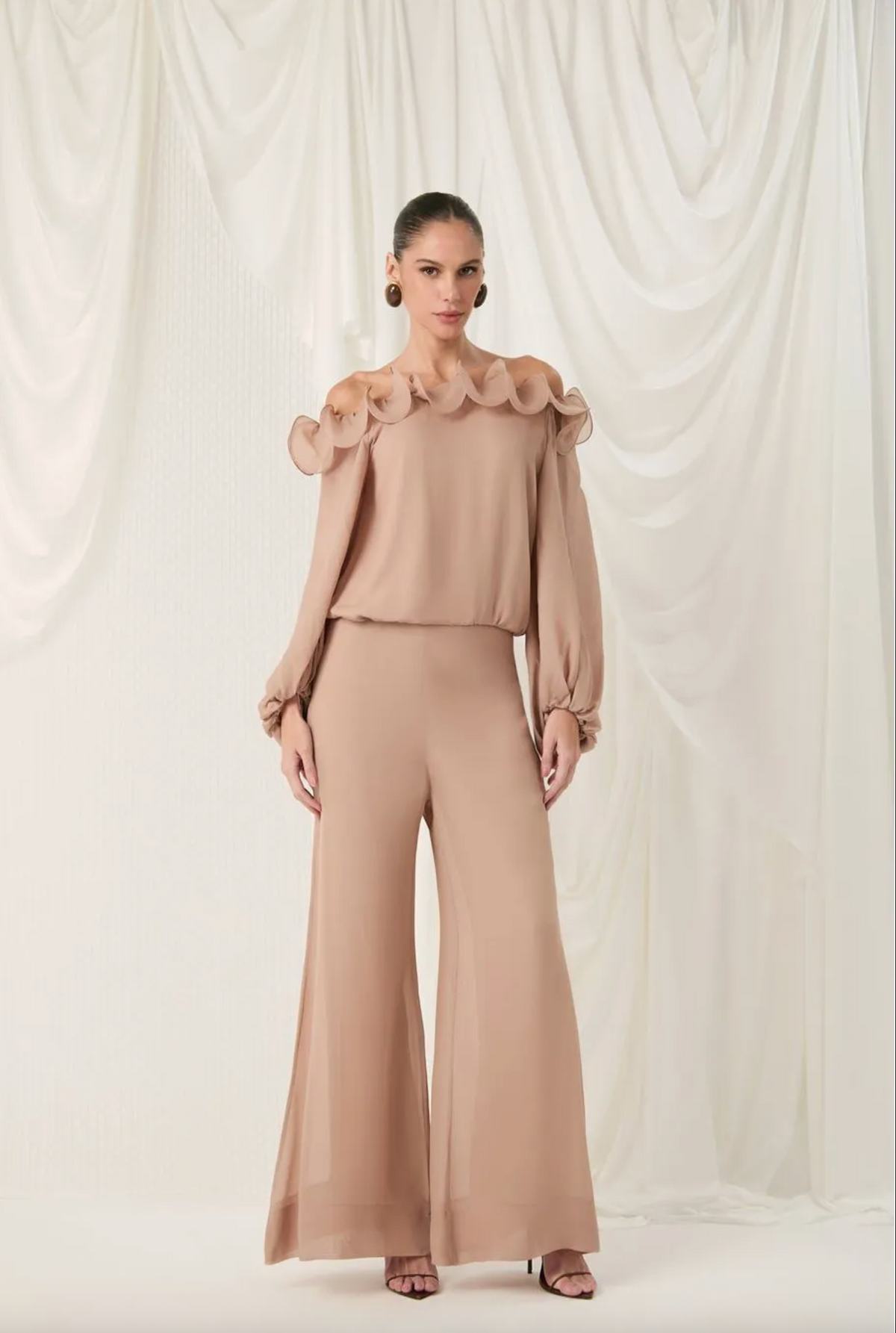 Beige pantaloon pants