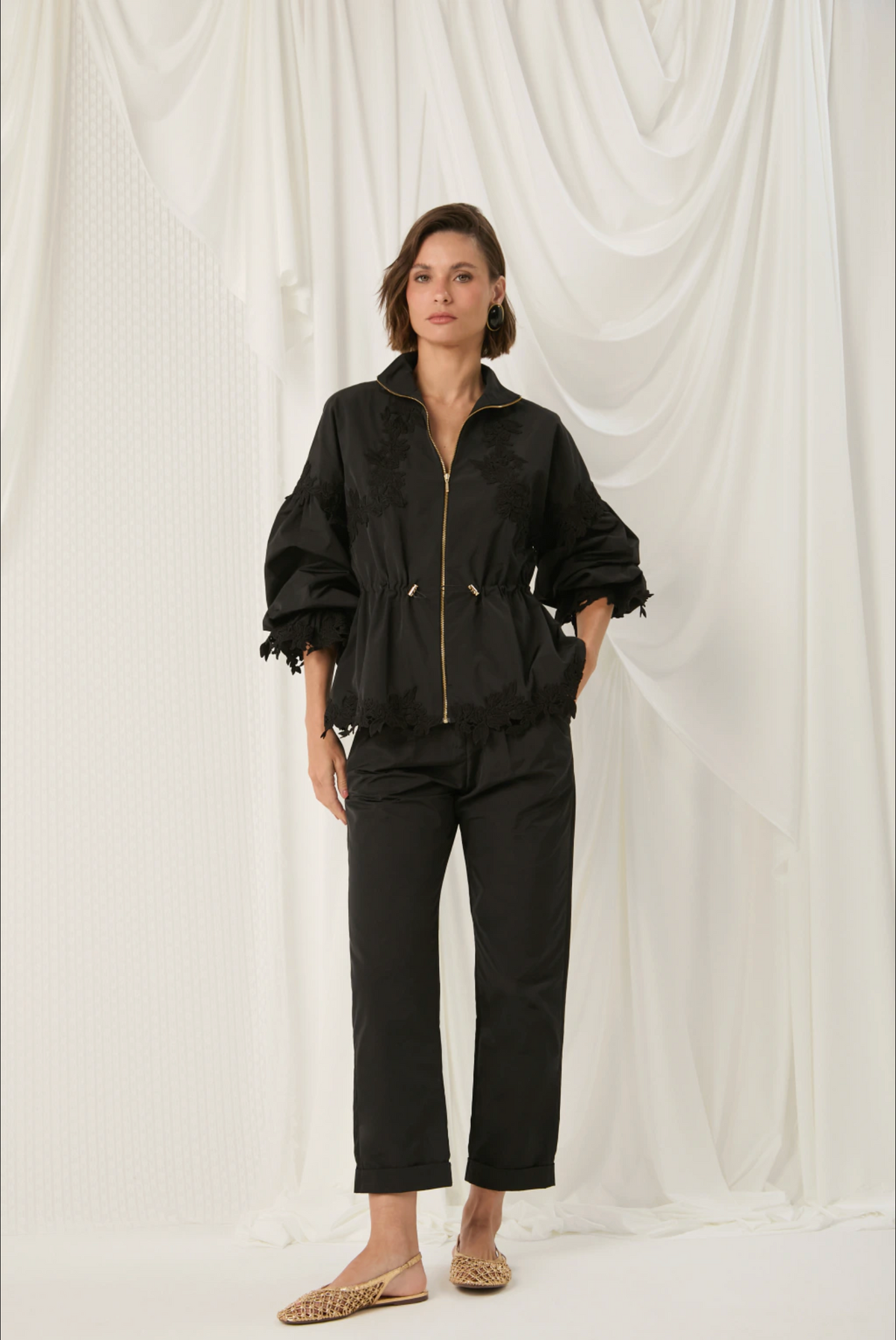 Black nylon parka lace
