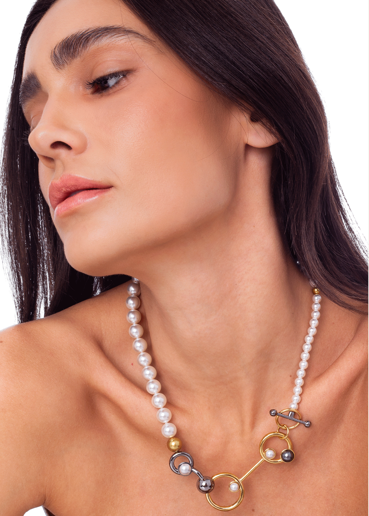 Classic Rebel Necklace - Pearl