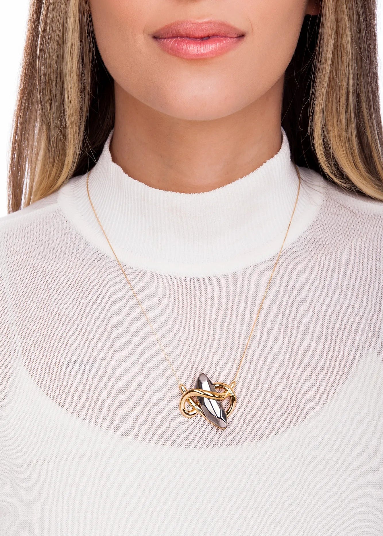 Metalized Gray Agate Reviravolta Necklace