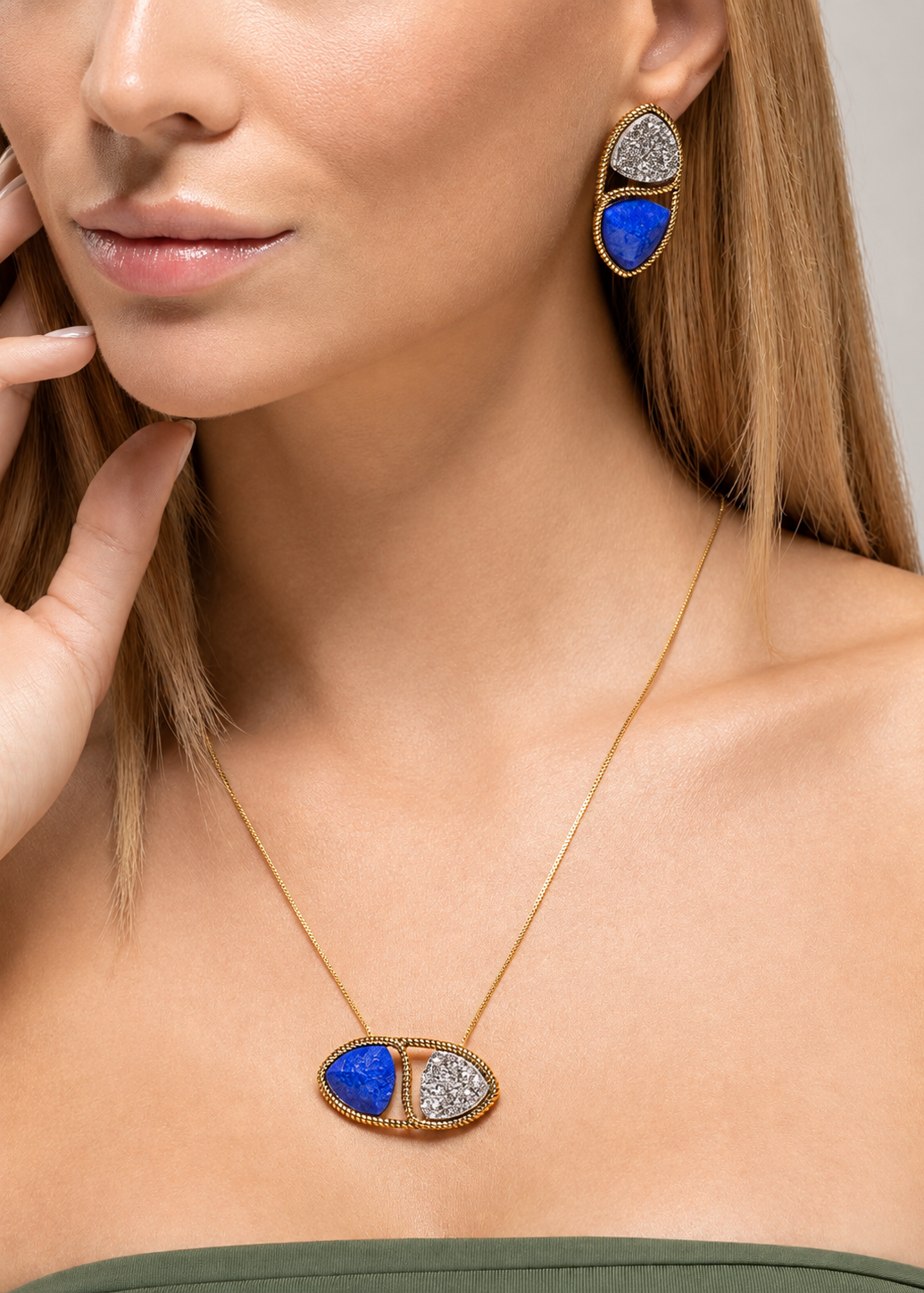 Nave Necklace - Blue Feldspar