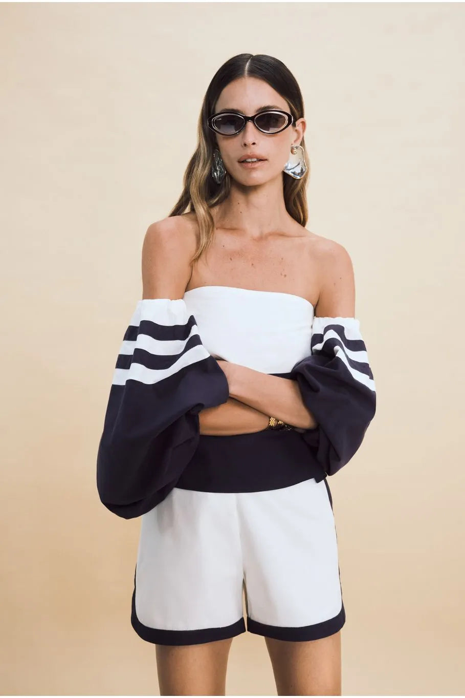 Off White & Navy Puff Sleeve Blouse