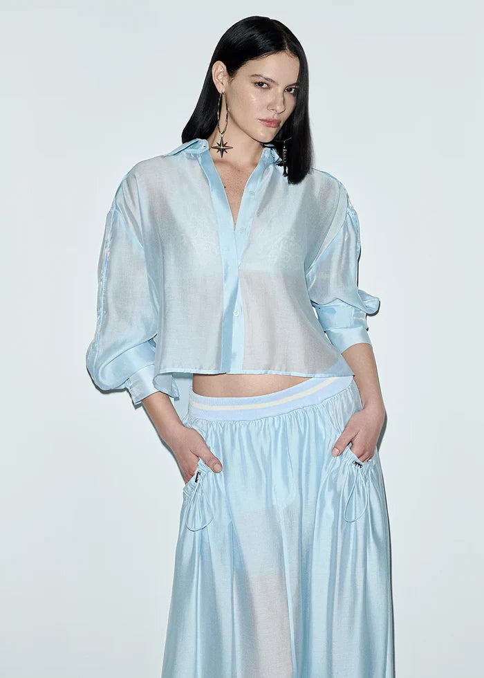 Shirt with buttoned sleeves