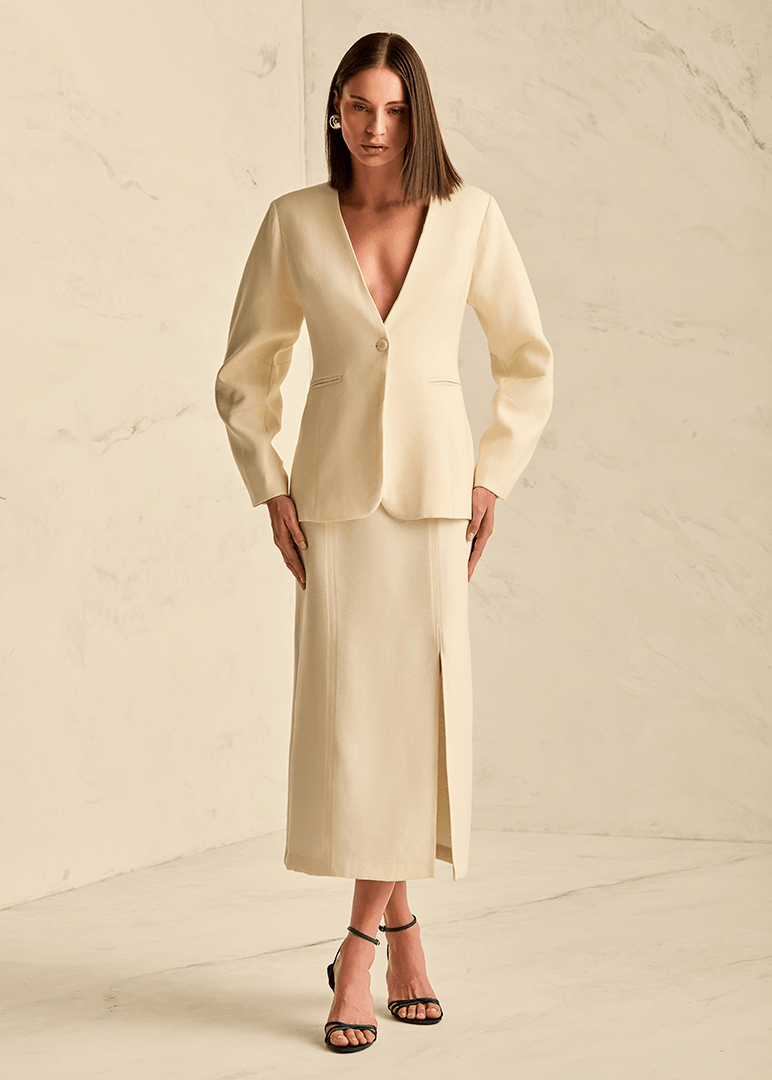 beige blazer with wide sleeves