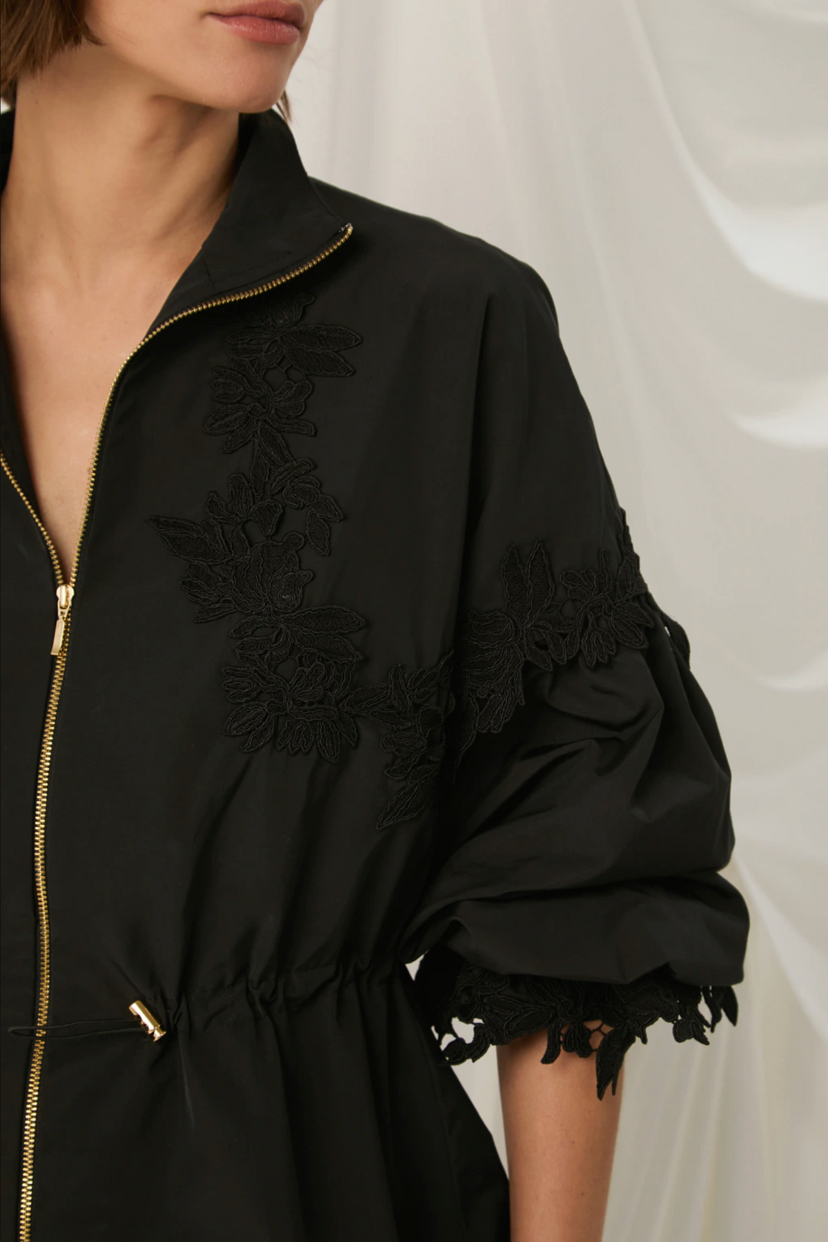 Black nylon parka lace